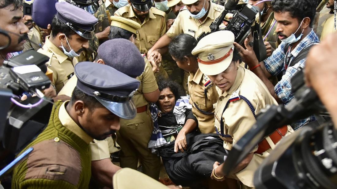 phụ nữ Ấn Độ vào đền thiêng ảnh 1 phu nu An Do vao den thieng anh 1