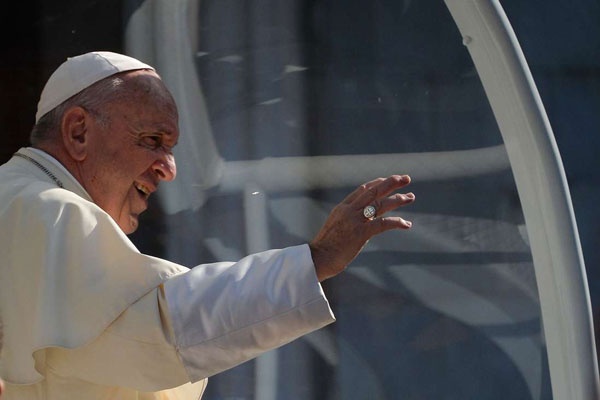 giáo hoàng lên tiếng về bê bối tình dục ảnh 1 giao hoang len tieng ve be boi tinh duc anh 1