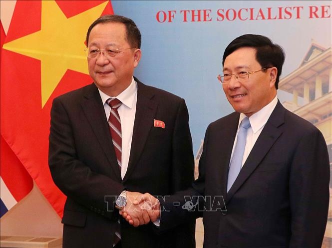 Trump Kim Viet Nam anh 1