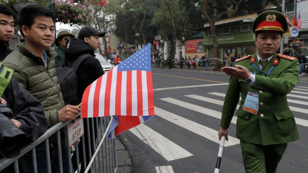 con sot Kim Jong Un tai Ha Noi anh 3