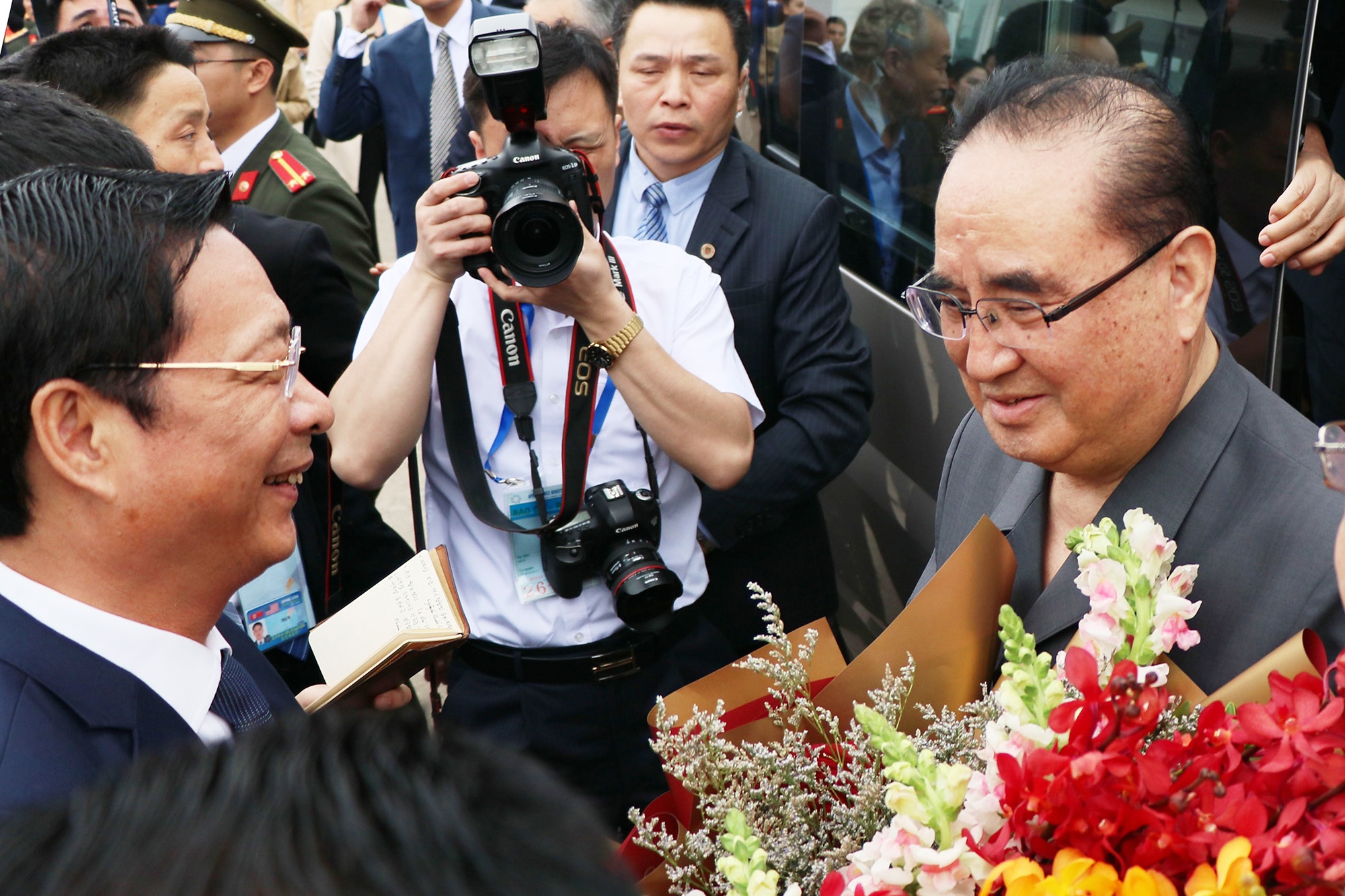 phái đoàn Triều Tiên đến thăm vịnh Hạ Long ảnh 1 phai doan Trieu Tien den tham vinh Ha Long anh 1
