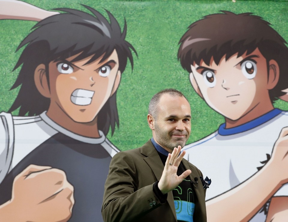 Hinh anh 'Doi truong Tsubasa' phu kin ga tau o Tokyo hinh anh