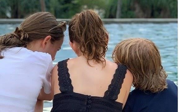 Ty phu giau nhat Dan Mach mat 3 nguoi con vi danh bom o Sri Lanka hinh anh