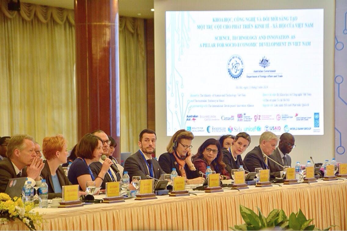 hoi nghi khoa hoc cong nghe va doi moi sang tao anh 2