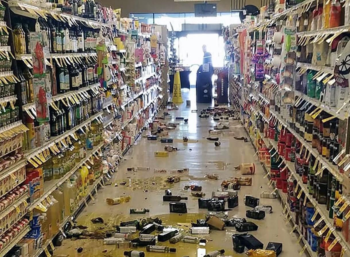 Dong dat manh nhat nhieu thap ky tan cong California hinh anh