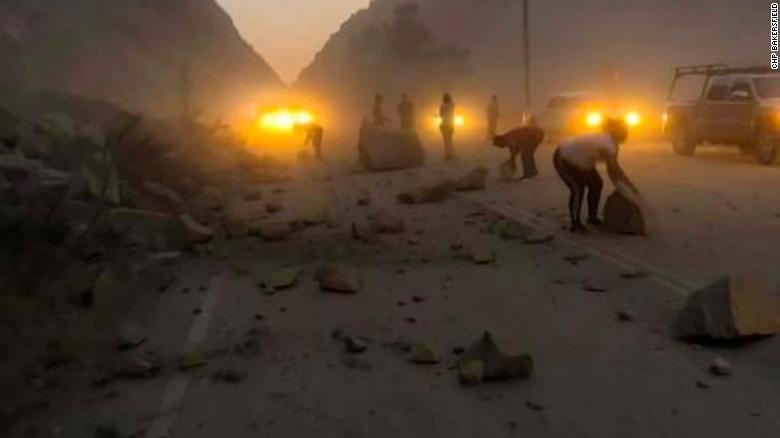 dong dat o California anh 10