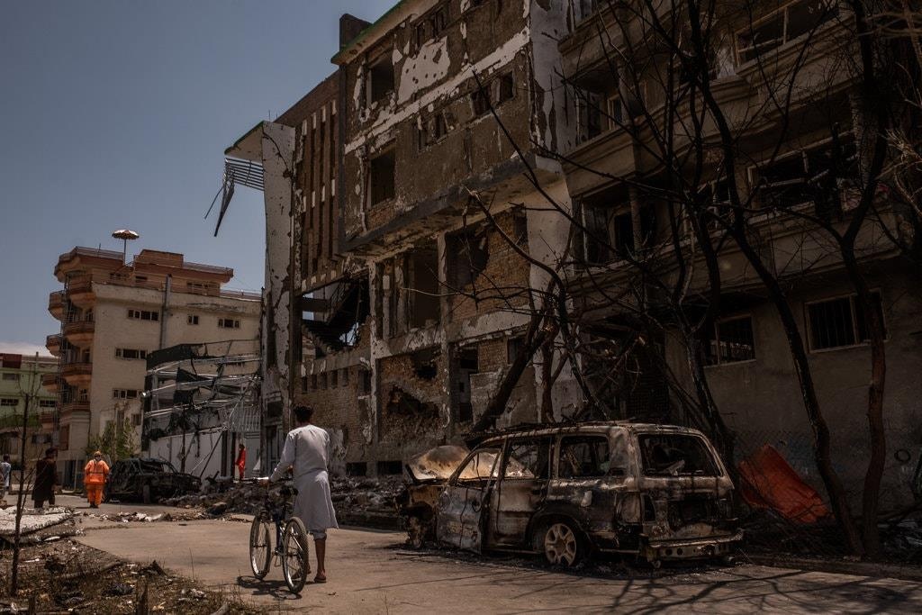 quan chuc Afghanistansong sot sau khung bo Taliban anh 2