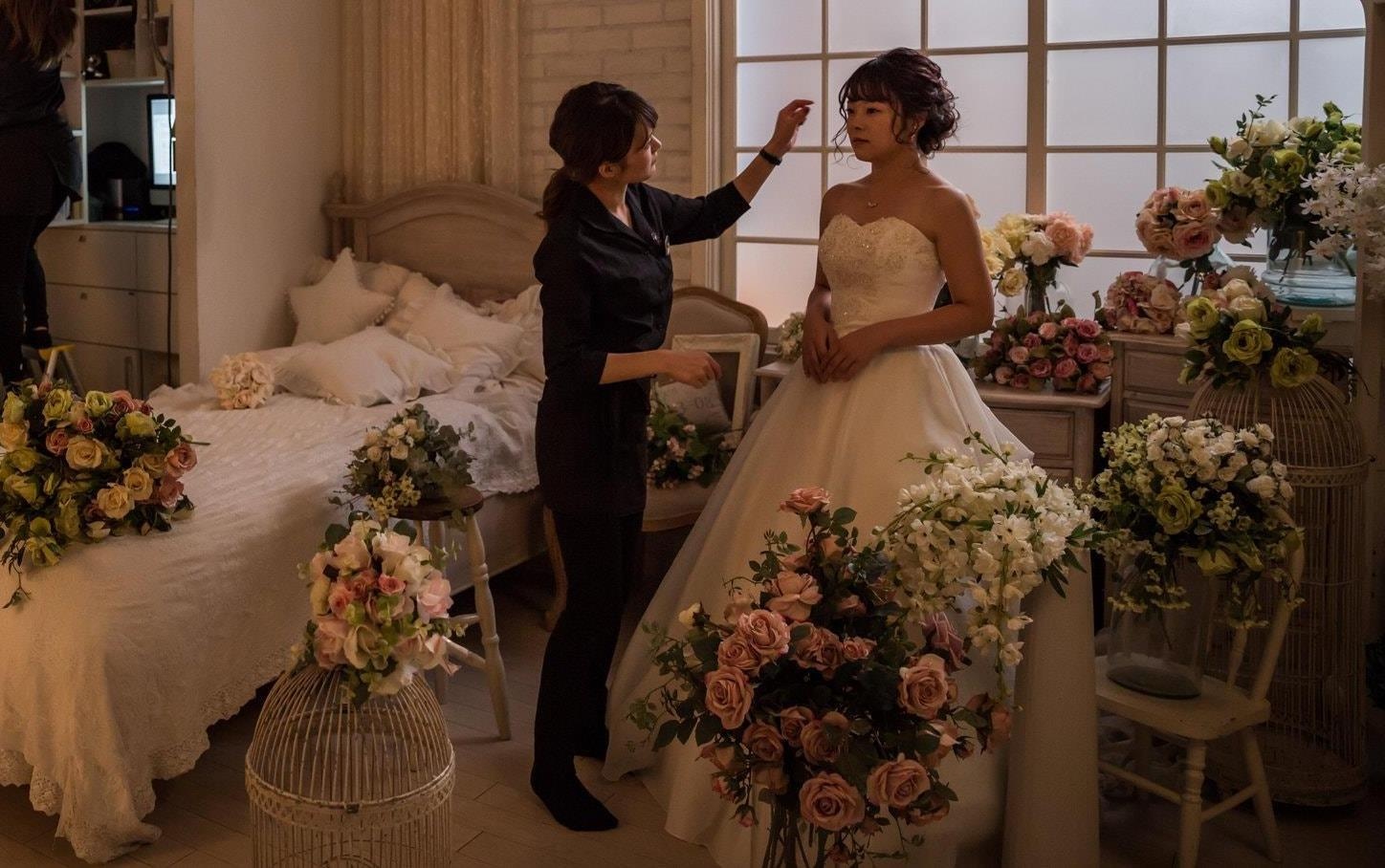 Met moi truoc hon nhan, phu nu Nhat lam dam cuoi voi chinh minh hinh anh