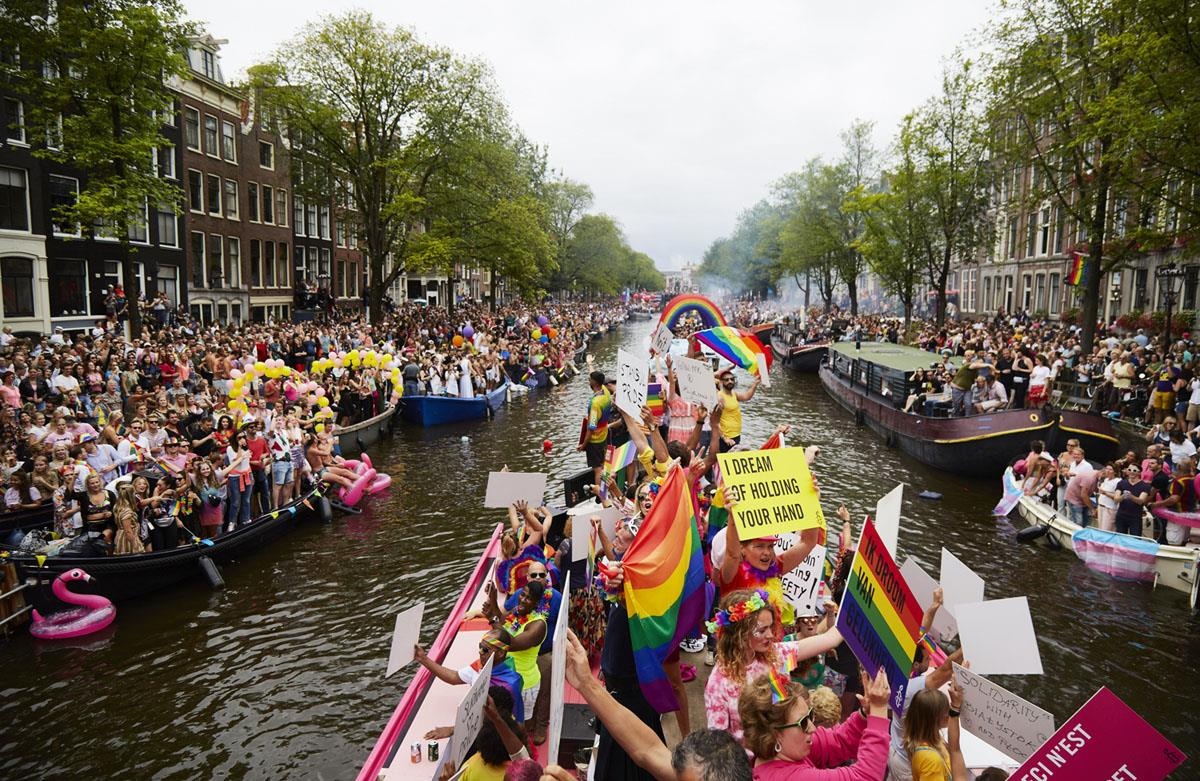 dieu hanh pikachu o nhat anh 6