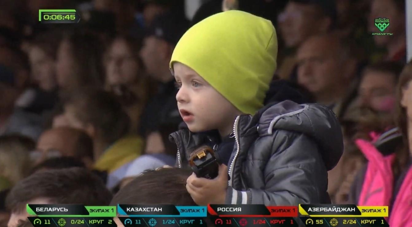 dua xe tang o Nga anh 14