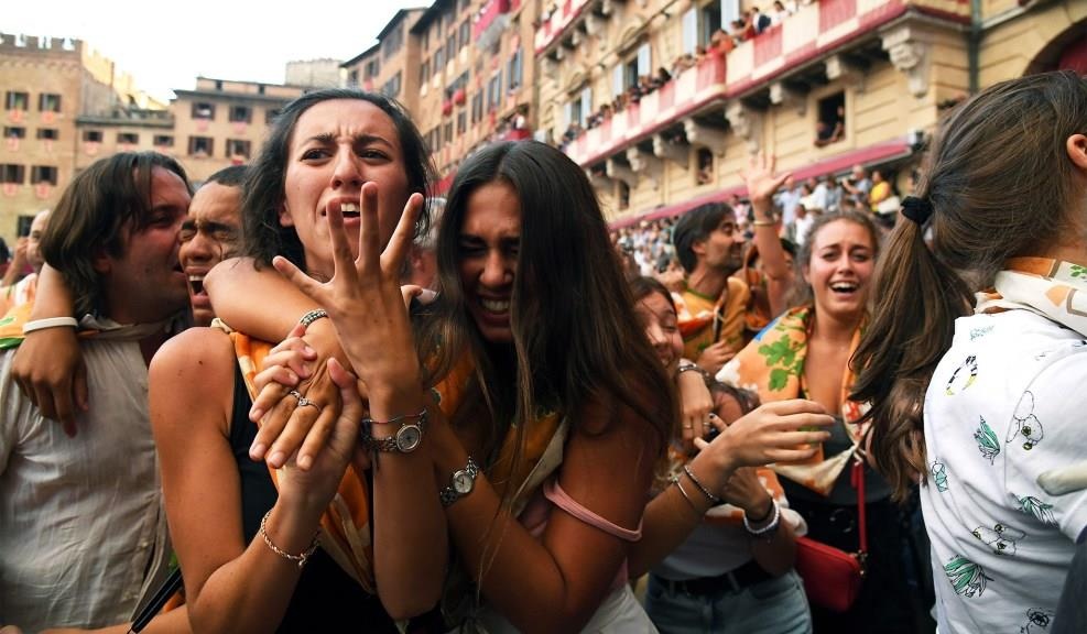 dua ngua o Italy anh 10