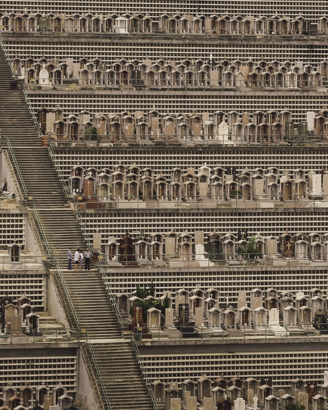 nghia trang Hong Kong anh 7