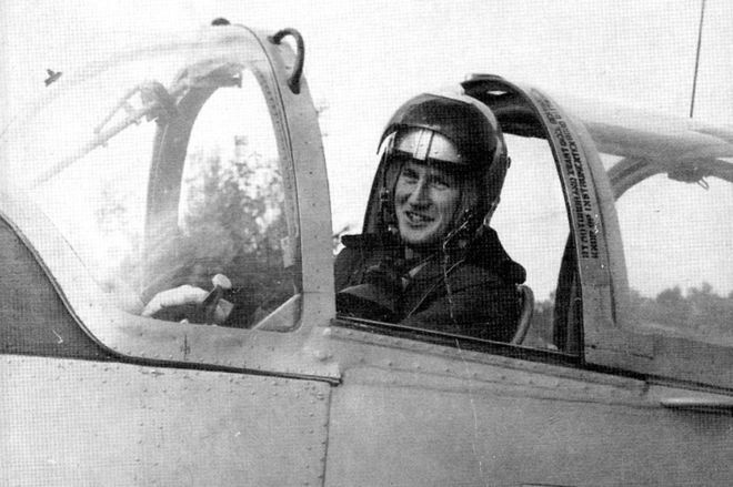 Vo mong lam phi cong, quan nhan Ha Lan an cap may bay de dao ngu hinh anh