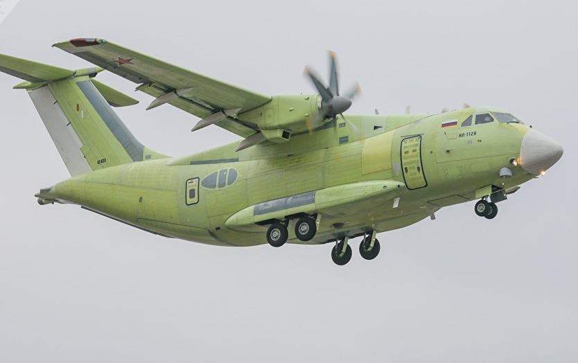 Hai may bay voi ky su quan su Nga ha canh o Venezuela hinh anh