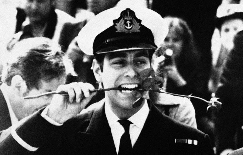 Doi tu phuc tap cua 'Hoang tu tiec tung' Andrew truoc be boi tinh duc hinh anh