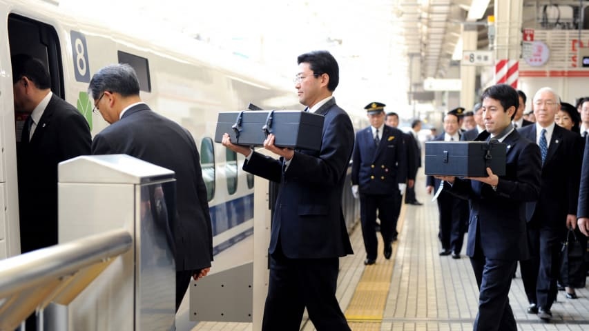 le dang quang cua Nhat hoang anh 1