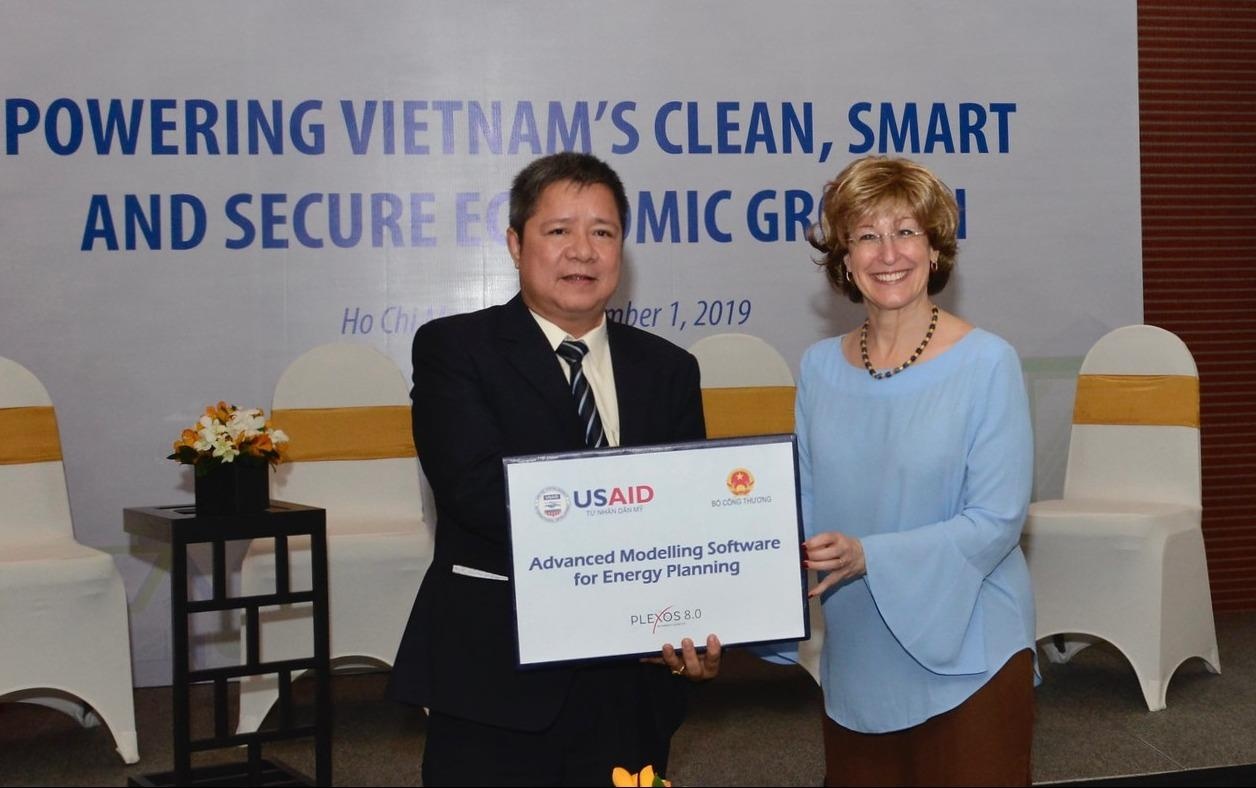 My tai tro du an an ninh nang luong 14 trieu USD cho Viet Nam hinh anh