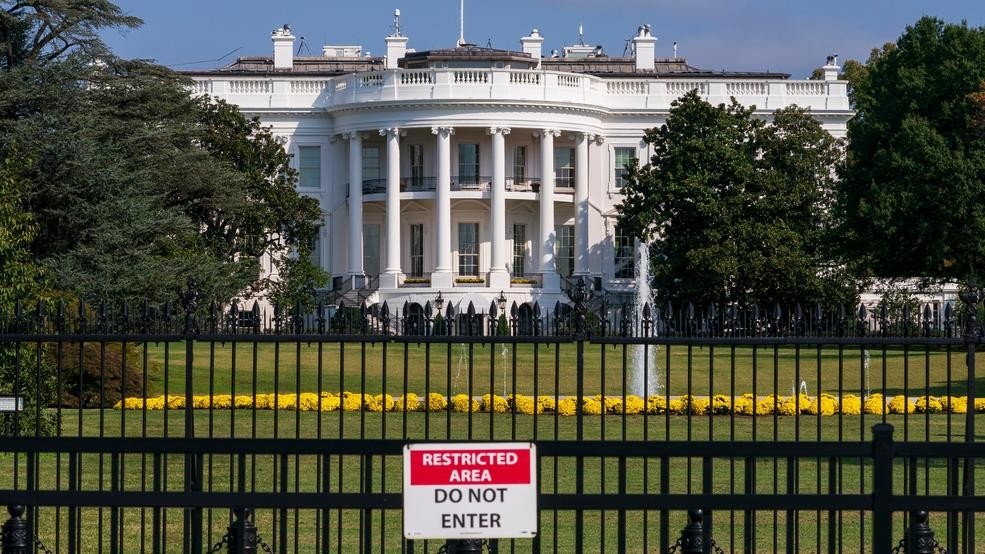 Mat vu My phong toa Nha Trang vi 'dom mau bi an' hinh anh