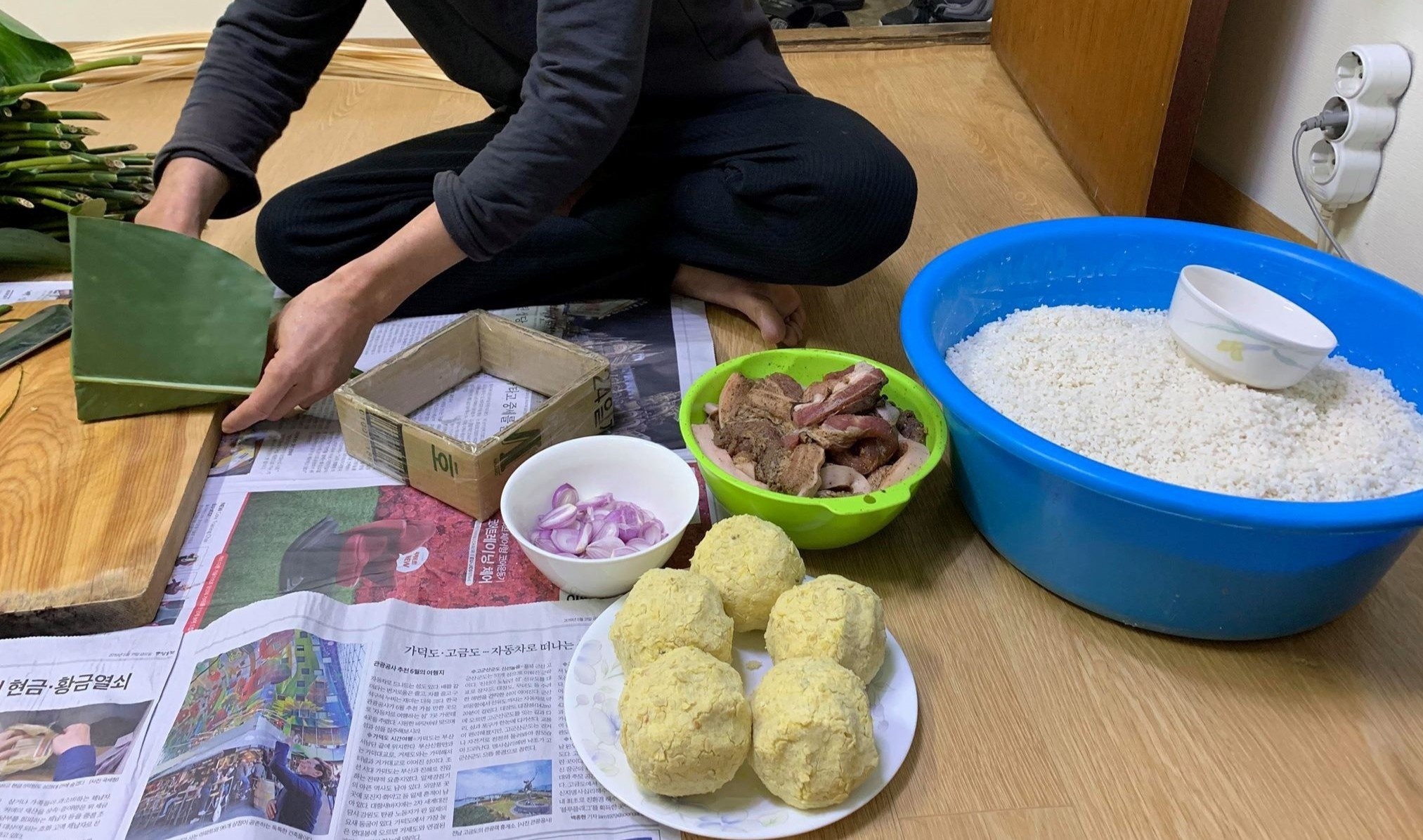 Tet cua lao dong Viet giua Seoul 20 nam chua the ve que huong hinh anh