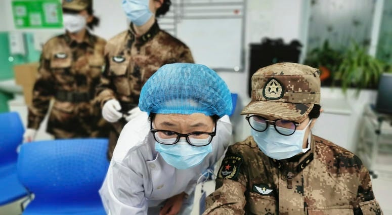 Thi truong va bi thu thanh pho Vu Han san sang tu chuc vi dan noi gian hinh anh