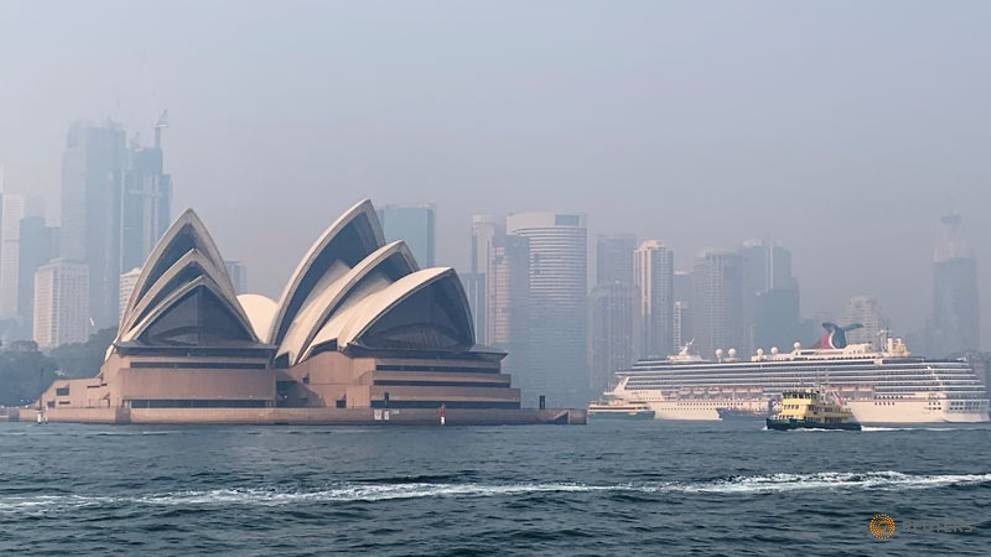 Co gai tren chuyen bay cuoi roi Vu Han bi phat hien nhiem virus corona hinh anh