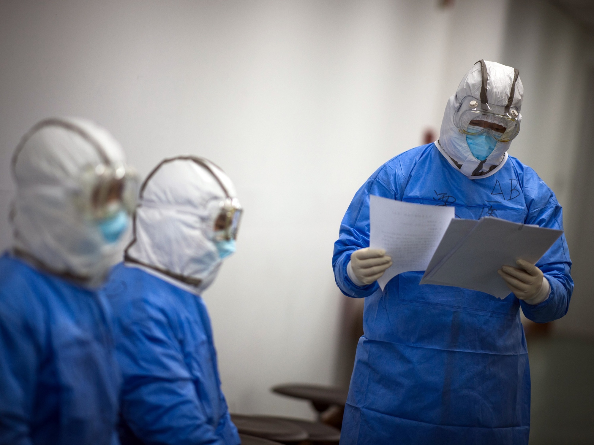 Ho Bac doi cach tinh ca nhiem virus corona lan thu ba trong thang 2 hinh anh