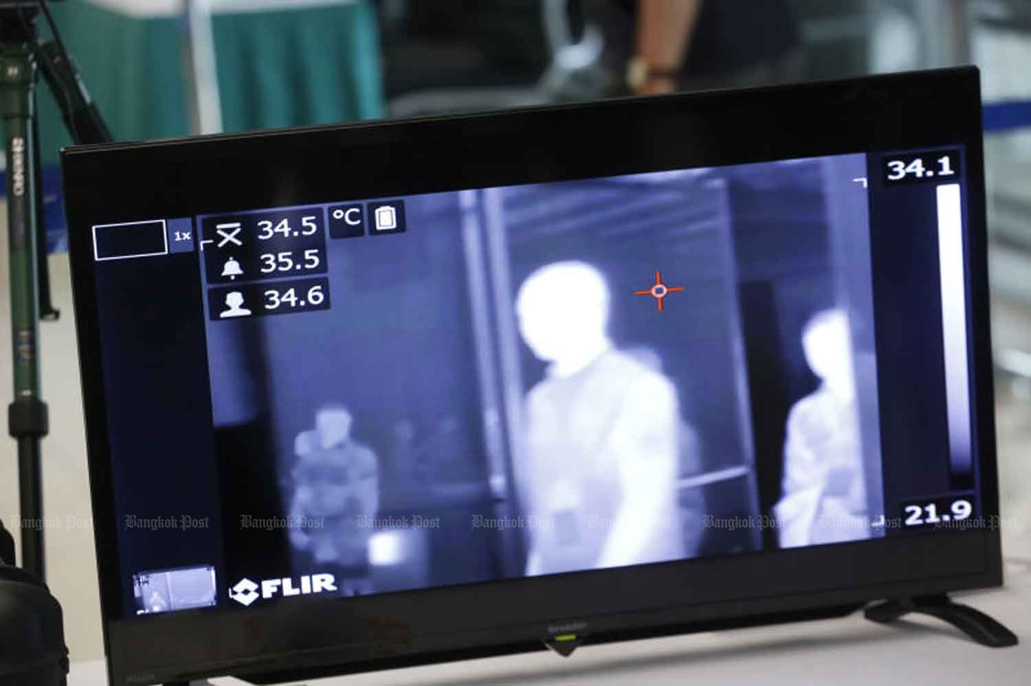 Benh nhan Thai noi doi khien 30 y bac si co nguy co nhiem virus corona hinh anh