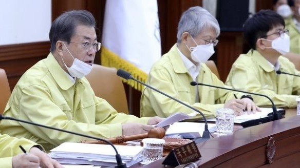 Tong thong Han Quoc tuyen bo cuoc chien chong dich Covid-19 hinh anh