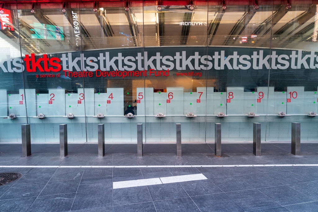 Covid-19 o New York anh 2