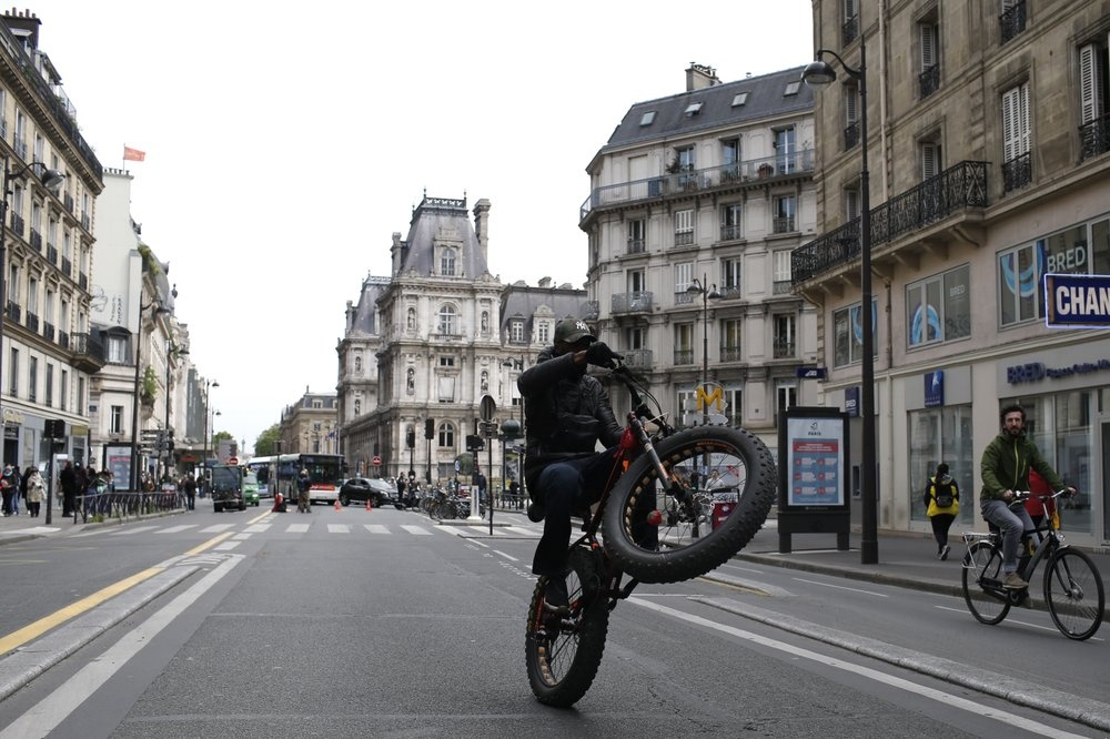 Covid-19 o Phap anh 6