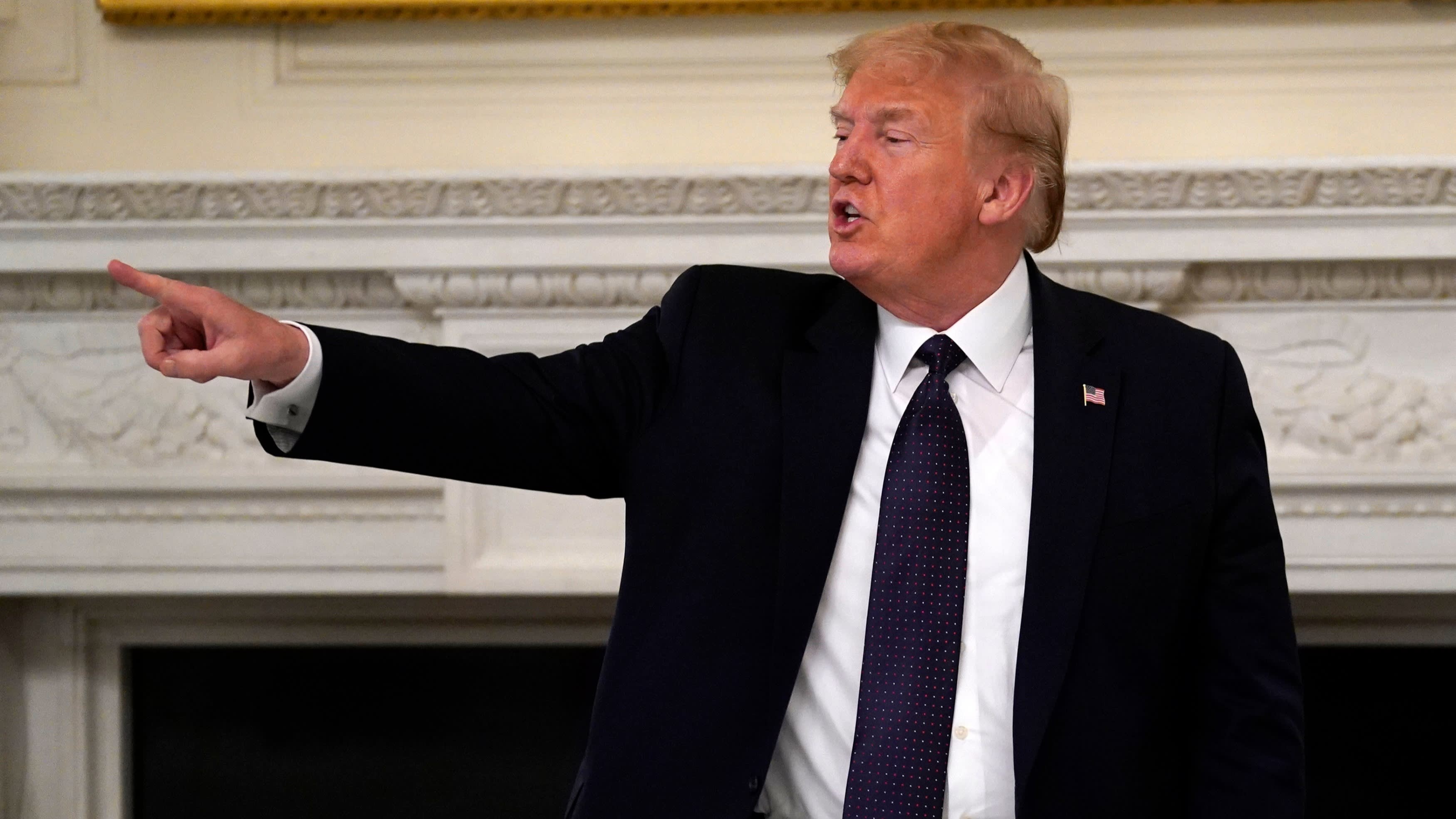 My - Trung cong kich nhau den phut cuoi cuoc hop Dai hoi dong WHO hinh anh