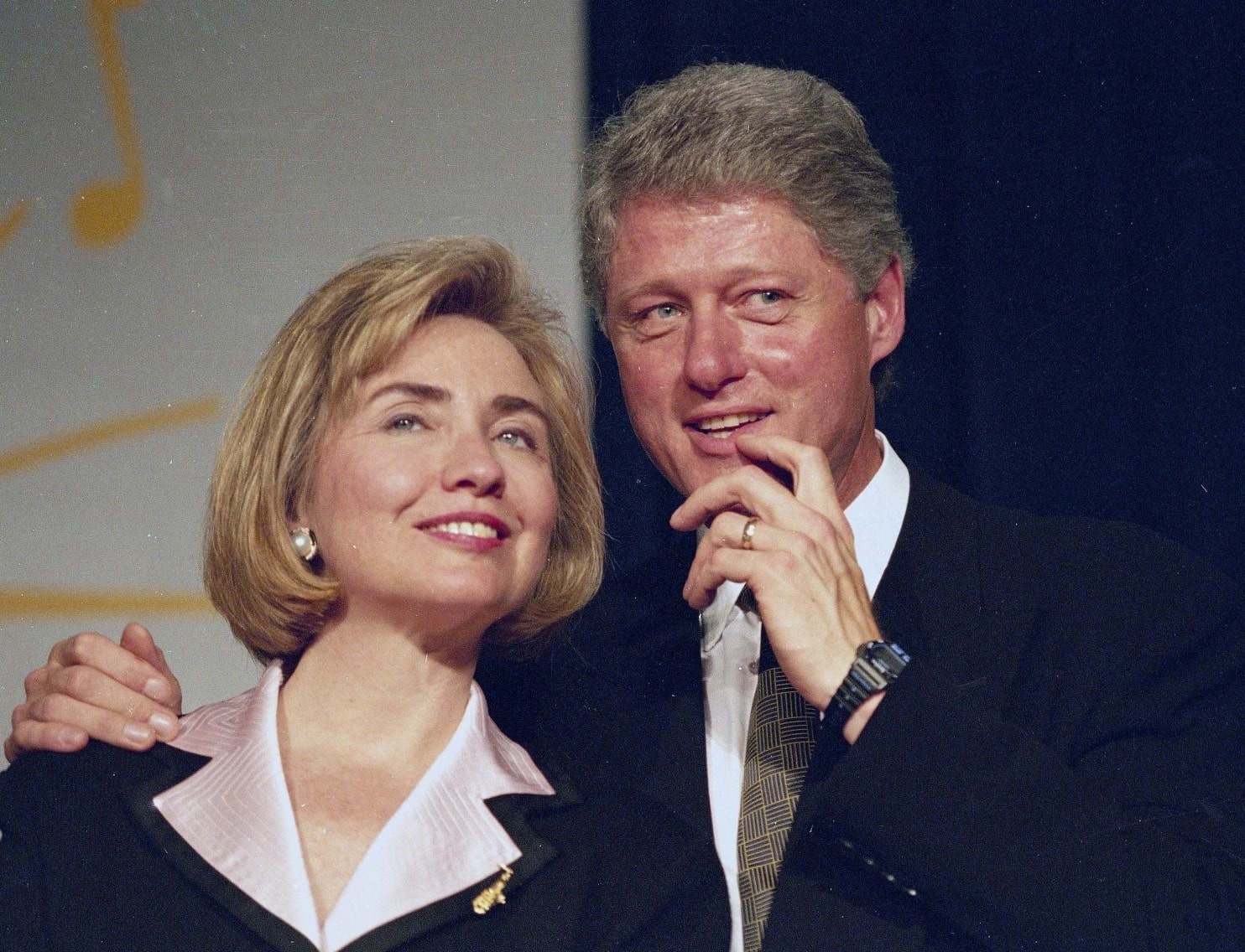 Rodham - se ra sao neu Hillary da roi bo Bill Clinton? hinh anh