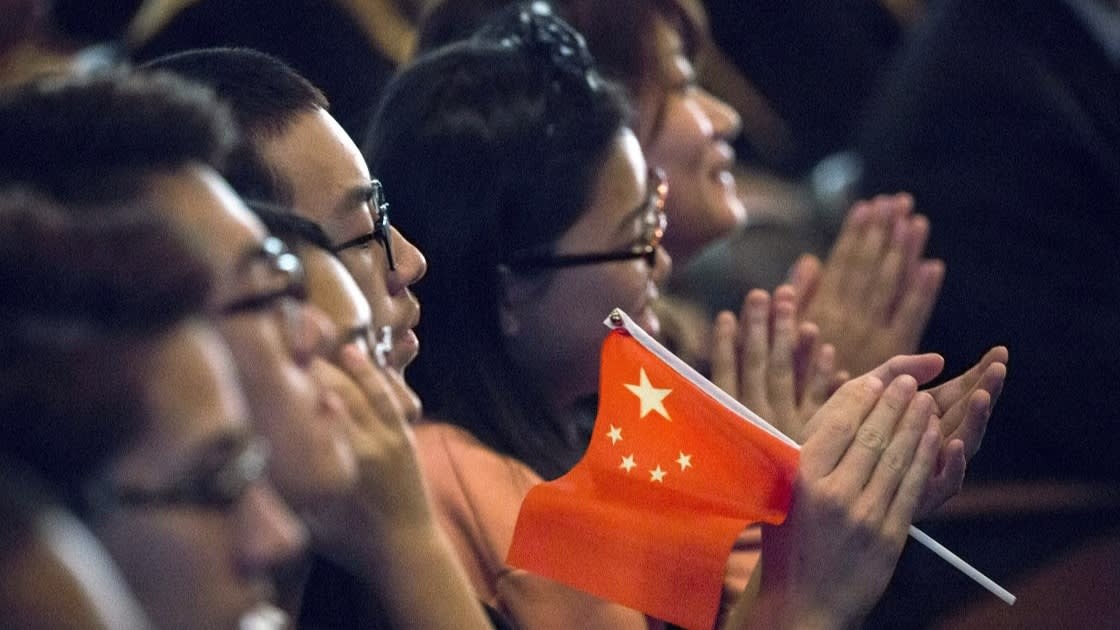 TT Trump: My se huy visa cua sinh vien cao hoc Trung Quoc hinh anh