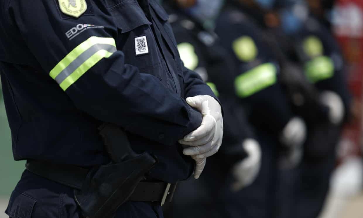 bieu tinh canh sat anh 1