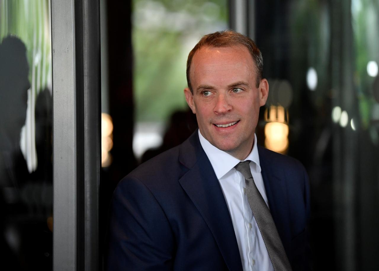 Ngoai truong Anh cam on Viet Nam da cuu chua nguoi Anh nhiem virus hinh anh