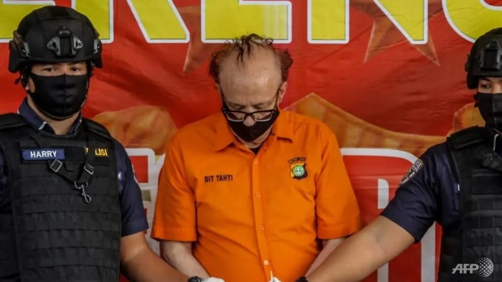 Nguoi Phap xam hai tinh duc 300 tre em Indonesia tu tu trong nha tu hinh anh