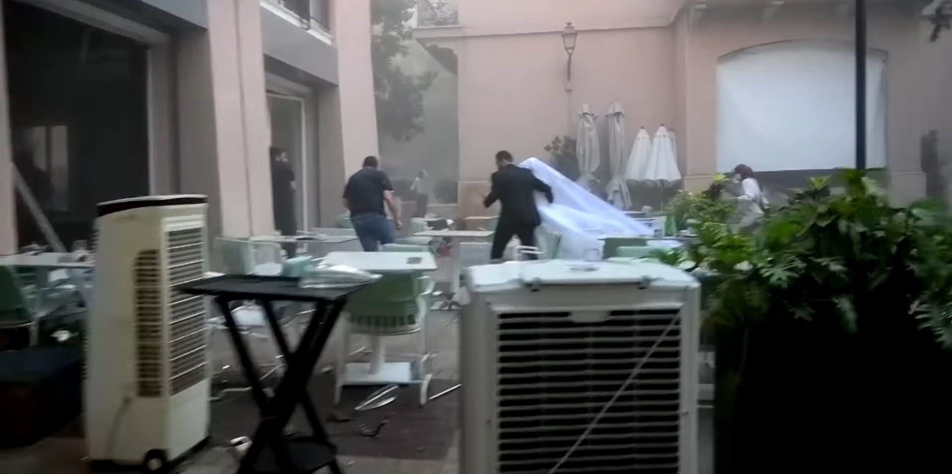 vu no o Beirut anh 1