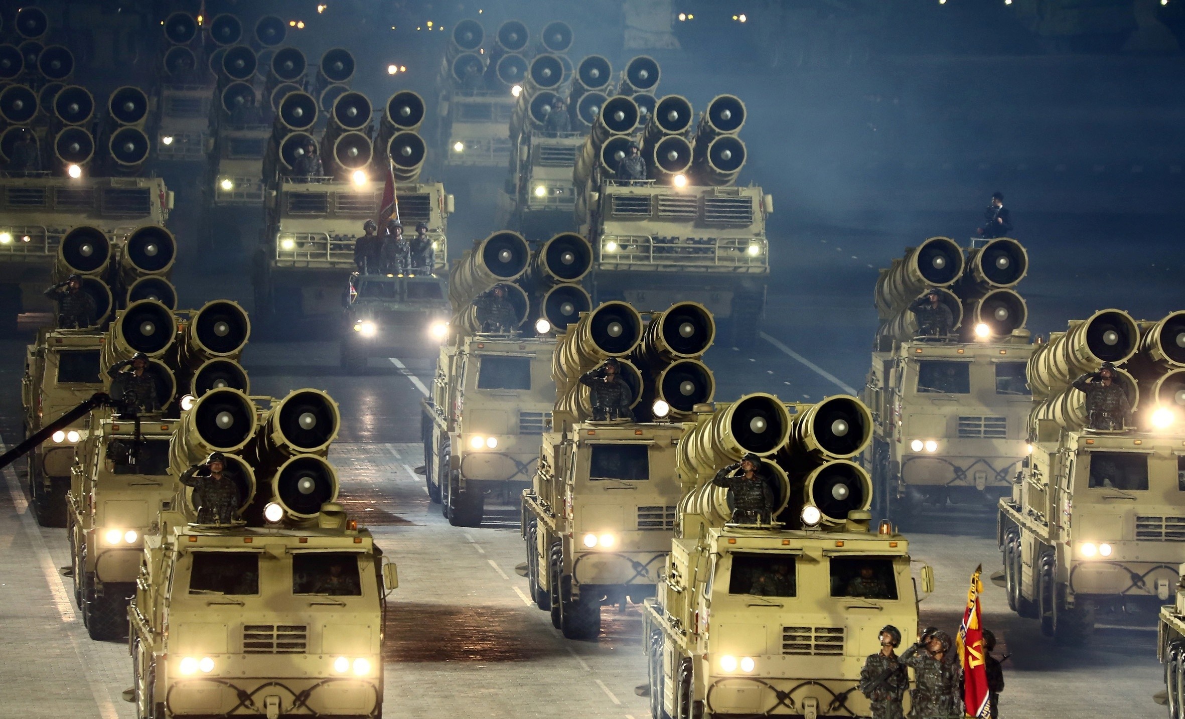 My 'that vong' khi Trieu Tien duyet binh pho dien suc manh hinh anh