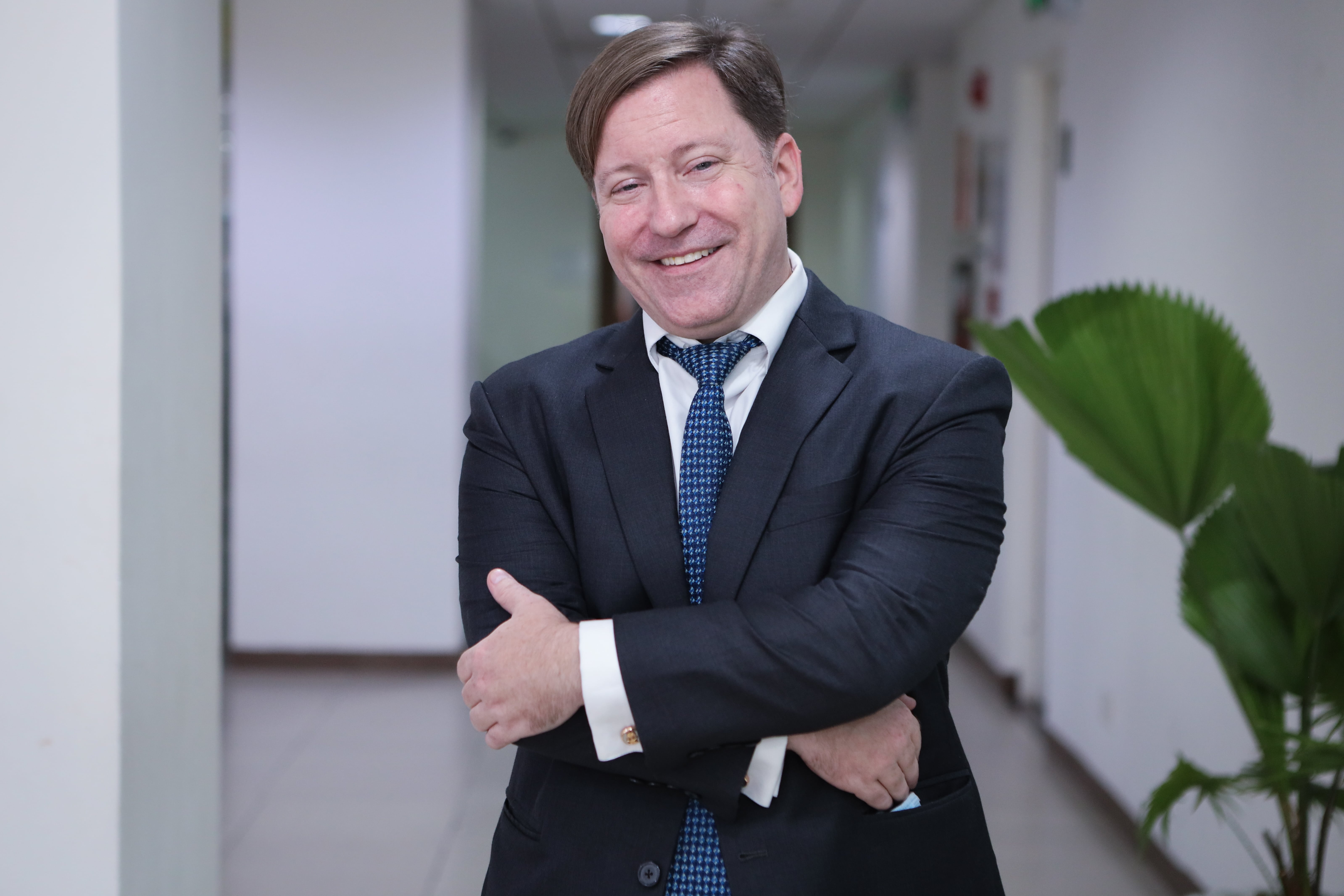 'Toi chi 1,2 trieu dong gui phieu ve My de bau cu' hinh anh