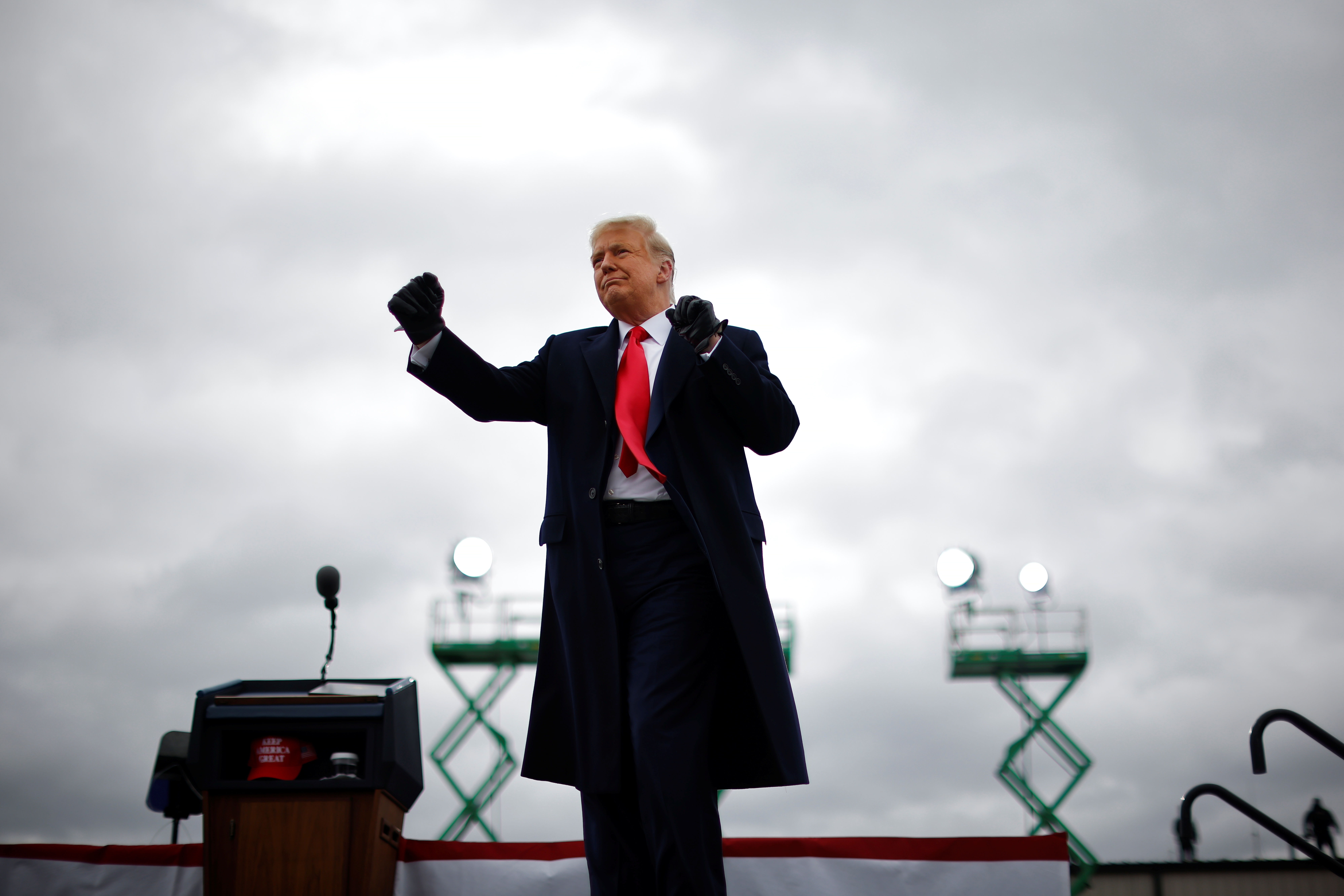 'Toi hieu tai sao nhieu nguoi My bo phieu cho Tong thong Trump' hinh anh