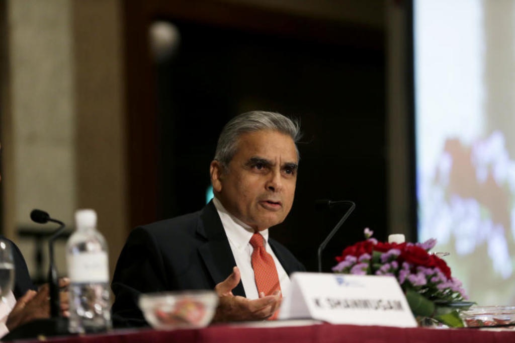 sach ngoai giao chuyen biet anh 1