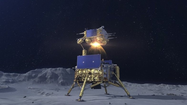 Tau Thuong Nga 5 roi Mat Trang, mang theo mau da hinh anh