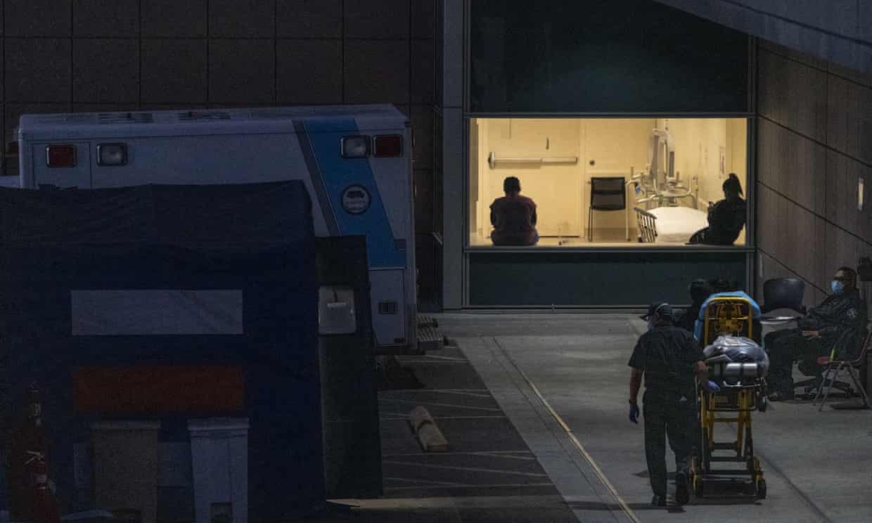 Tham hoa lay lan Covid-19 tai benh vien tam than o California hinh anh