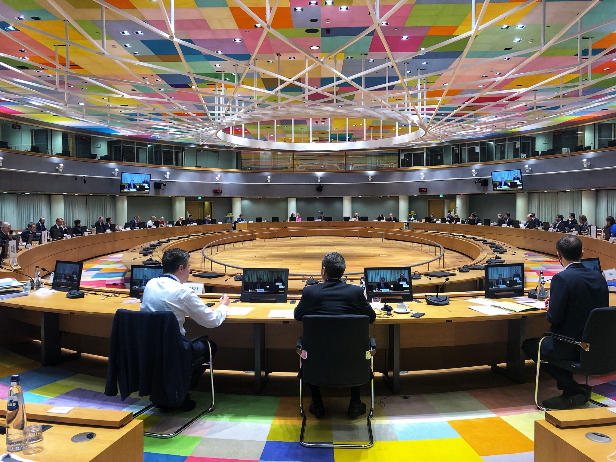 EU 'bat den xanh' cho thoa thuan thuong mai hau Brexit hinh anh