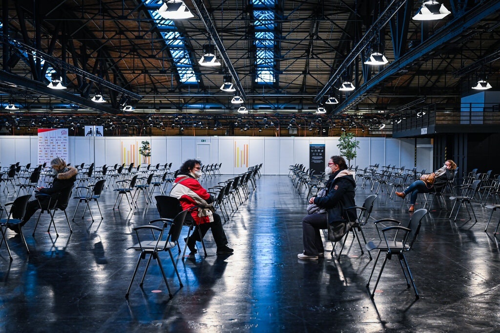 vaccine Covid-19 anh 2