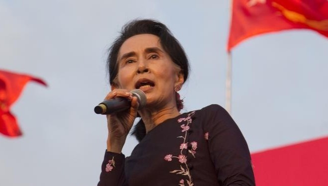 Dang cua ba Suu Kyi keu goi nguoi dan phan doi 'dao chinh' hinh anh