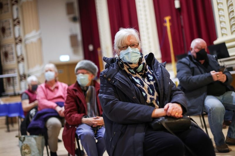 Covid-19 o Anh anh 3