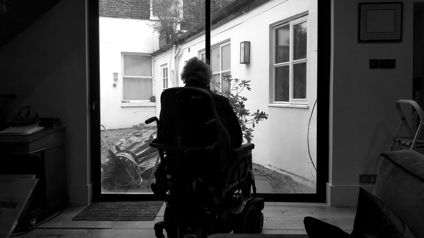 'Cha toi duoc ve nha sau 306 ngay dieu tri Covid-19' hinh anh