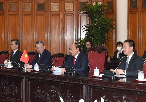 Bo truong Cong an anh 3