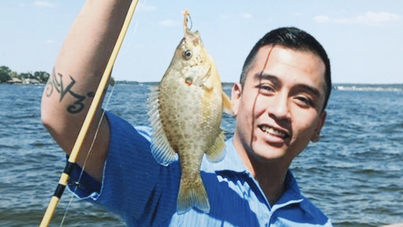 Nguoi nhap cu Philippines chet sau khi bi canh sat My kep co hinh anh